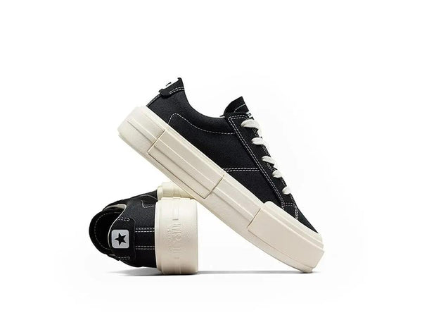 Zapatilla Converse Cruise Mujer Negro