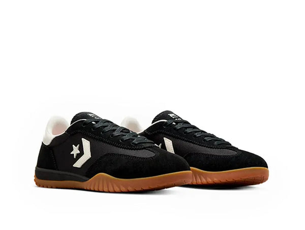 Zapatilla Converse Run Star Trainer Mujer Negro - Blanco - Suela Gum