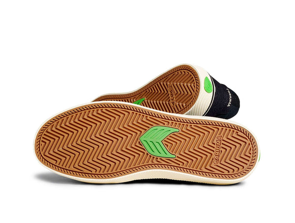 Zapatillas Cariuma Vallely Hombre Negro